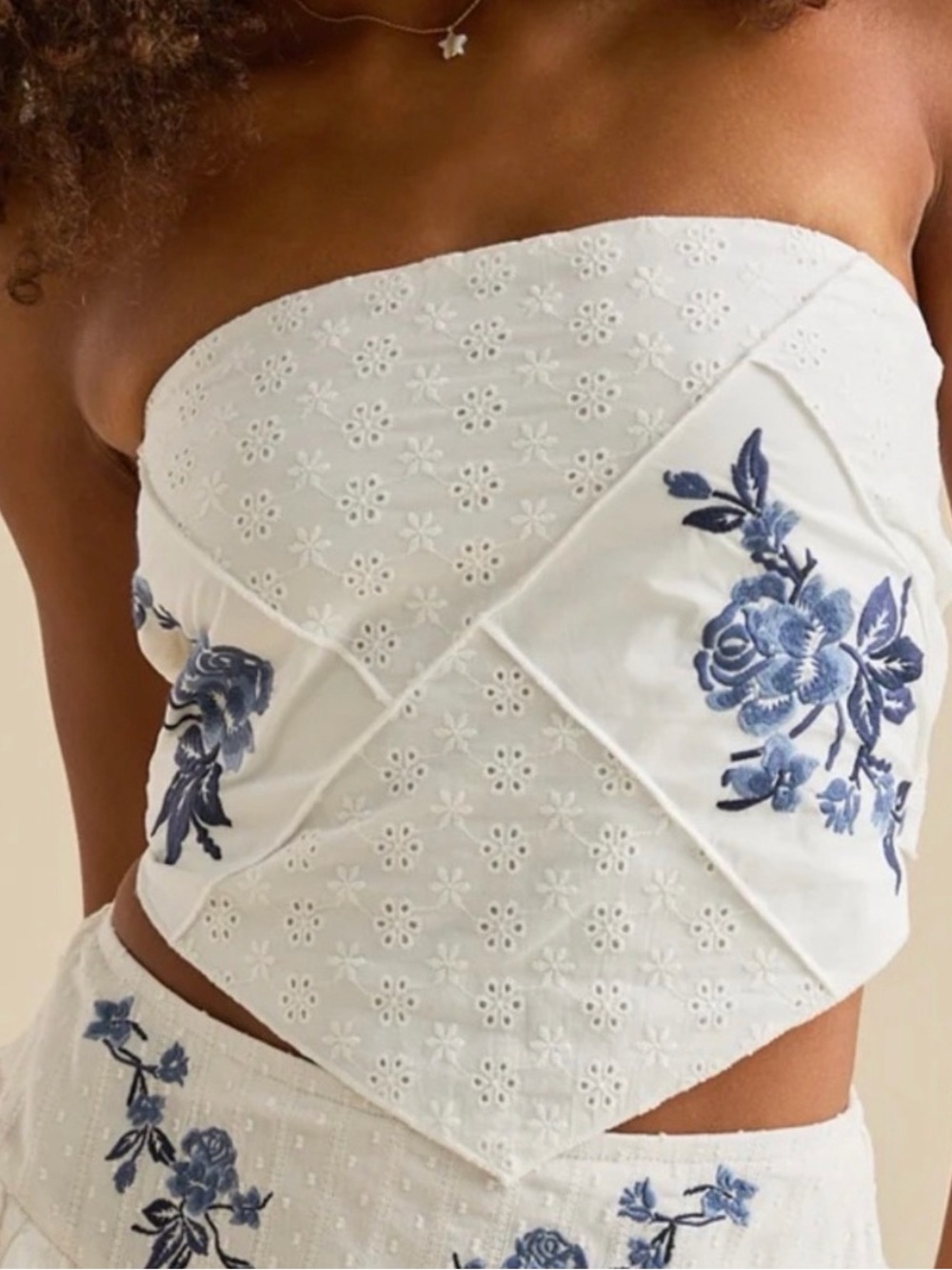 Altar’d State White Eyelet Strapless Floral Embroidered Top size medium
